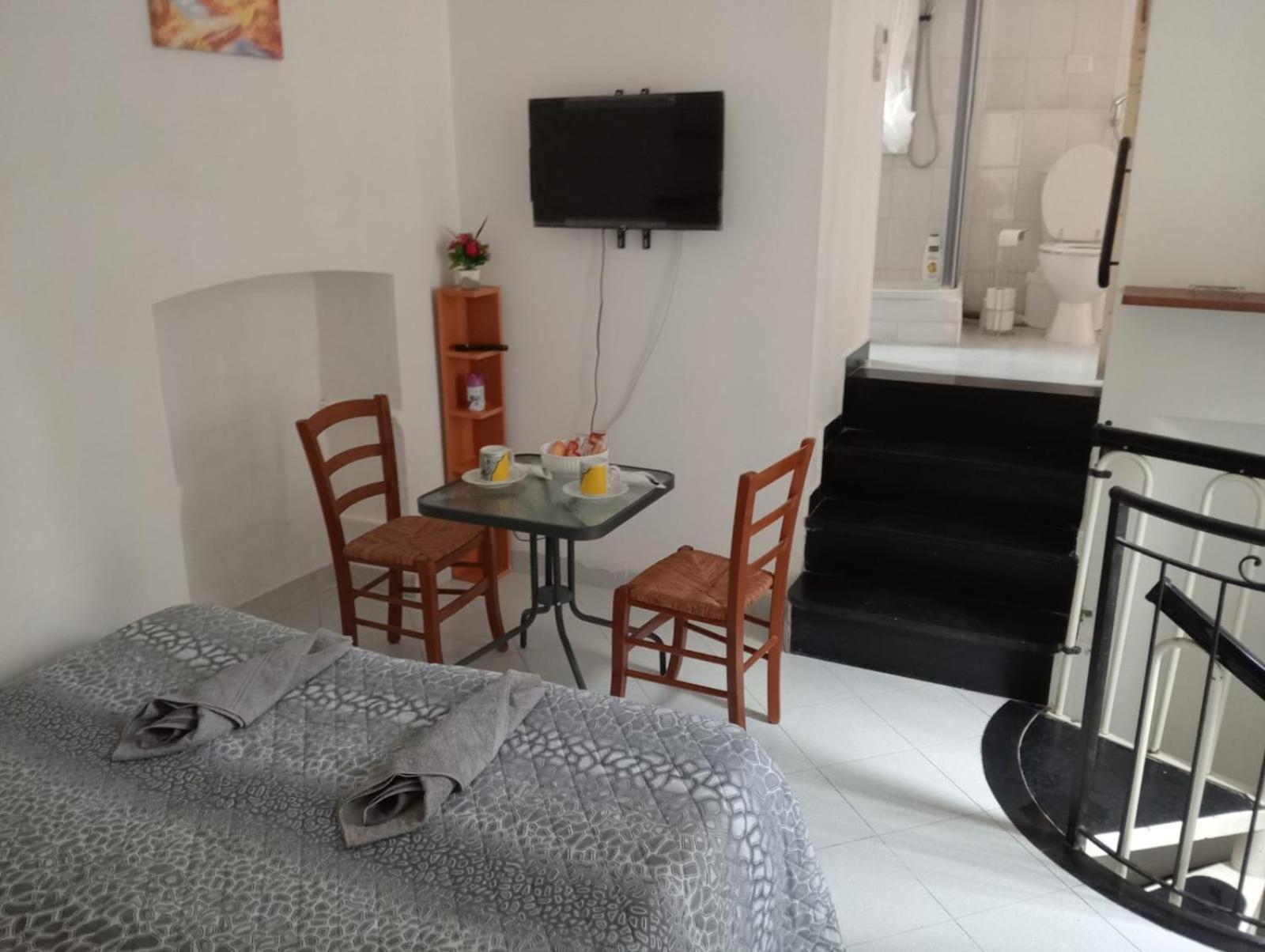 Alma Bed & Breakfast Ventimiglia Bagian luar foto